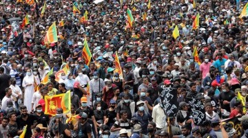 İstifası beklenen Sri Lanka Devlet Başkanı Gotabaya Rajapaksa ülkeyi terk etti