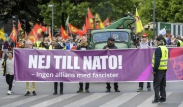 İsveç’te terör örgütü destekçileri yeni terör yasasını protesto etti