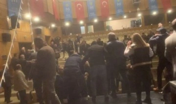 İYİ Parti kongresinde kavga çıktı