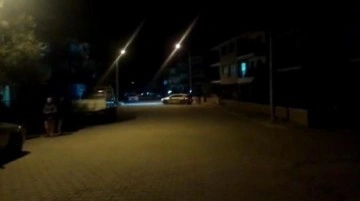 İzmir Körfezi'nde 4,1 büyüklüğünde deprem! Vatandaşlar panikle sokağa çıktı
