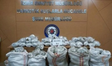 İzmir'de 203 kilogram 950 gram uyuşturucu ele geçirildi