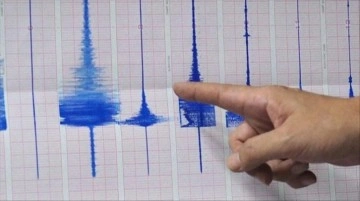 İzmir'de 4.2 şiddetinde deprem