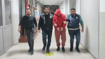 İzmir'de 5 ayrı suçtan aranan firari, bu kez kaçamadı
