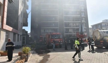 İzmir'de öğrenci yurdunda korkutan yangın! 5 kişi hastaneye kaldırıldı