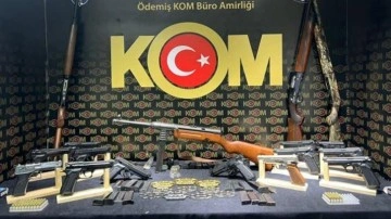 İzmir'de ruhsatsız silah operasyonu: Çok sayıda gözaltı var!