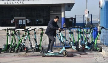 İzmir'de scooter kullanan bin 81 kişiye 461 bin 587 TL ceza