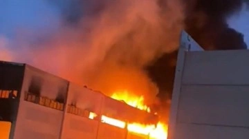 İzmir’de yağ fabrikasında korkutan yangın!