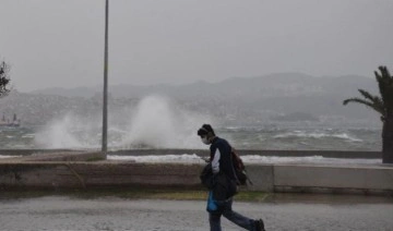İzmir’e fırtına uyarısı: 09.00’da başlayacak!