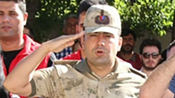 Jandarma komutanı rüşvet parasıyla Umre’ye gitmiş! Kurduğu rüşvet çarkı dudak uçuklattı