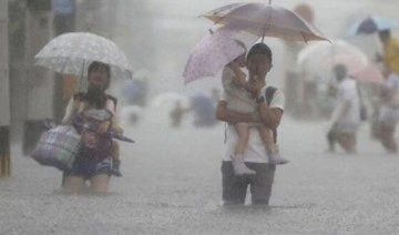 Japonya’da şiddetli yağış 310 bin haneyi elektriksiz bıraktı