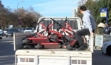 Kadıköy'de denetimler kapsamında bugün 71 scooter toplandı