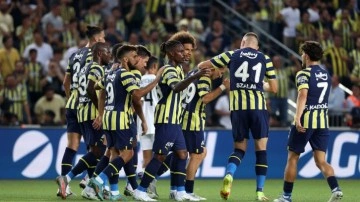 Kadıköy'de muhteşeme gece! Yeni transferler attı, Fenerbahçe rahat kazandı