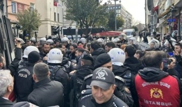 Kadıköy'de 'uzaktan eğitim' protestosuna polis müdahalesi: 23 kişi gözaltına alındı