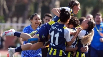 Kadın derbisinin galibi Fenerbahçe oldu!