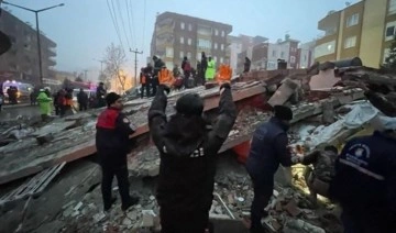 Kahramanmaraş merkezli büyük deprem: Adıyaman ve Gaziantep'te yıkım büyük...