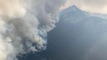 Kanada'da yangınlar söndürülemiyor: 35 bin kişiye daha tahliye