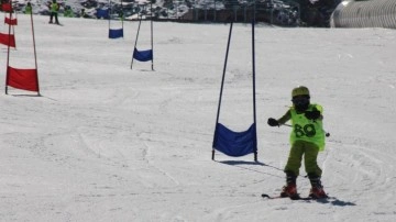 Kar Fırtınaları Valilik Kupası'nda şampiyonlar belli oldu