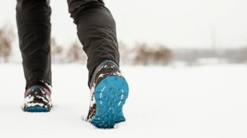 Kar ve buzda yürürken ani hareket etmeyin