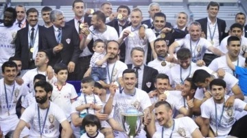 Karabağ, Azerbaycan Premier Lig'de şampiyon oldu