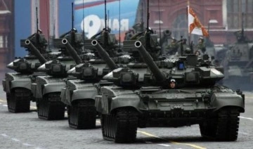 Karaborsada tank motoru satmakla suçlanan Rus albay gözaltına alındı