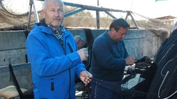 Karadeniz'de balıkçılar, avlarına ara verdiler