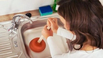 Karbonat ve sirke ile tıkalı lavabo nasıl açılır?