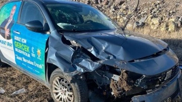 Kars'ta AK Parti Susuz Belediye Başkan adayı trafik kazası geçirdi
