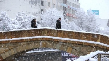 Kastamonu'da kar ortaya kartpostallık görüntüler çıkardı, vatandaşlar kışın tadını çıkardı