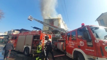 Kayseri’de iş yeri deposunda yangın çıktı