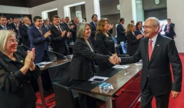 Kemal Kılıçdaroğlu, yeni milletvekilleri ile buluştu: 'CHP cesarettir'