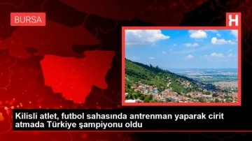 Kilisli atlet, futbol sahasında antrenman yaparak cirit atmada Türkiye şampiyonu oldu