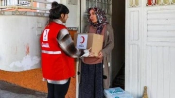 Kızılay'dan depremzede kadınlara özel Whatsapp hattı