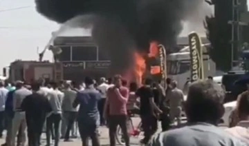 Kızıltepe'de 'akü' patladı: 1 kişi yaralandı, 2 TIR ve 1 kamyon yandı