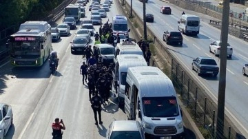 Kocaeli'de zincirleme kaza: Göreve giden 5 çevik kuvvet polisi yaralandı