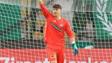 Konyaspor'un kalecisi Deniz ilk Süper Lig maçına çıktı