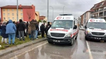 Kütahya'da işçi servisi ile münibüs çarpıştı: 7 yaralı