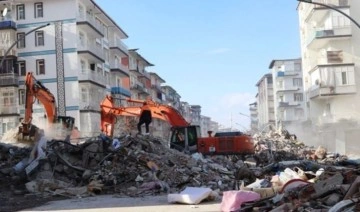 Malatya Valiliği: 89 bin 676 acil yıkılacak ve ağır hasarlı bölüm var