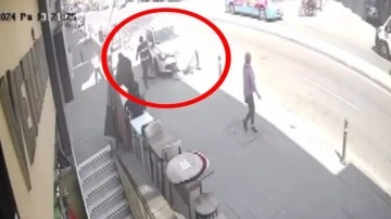 Maltepe'de korkunç kaza. Otomobil kaldırımda yürüyen kadına çarptı. İşte o anlar...