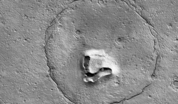 Mars'ta ayı silüeti keşfedildi