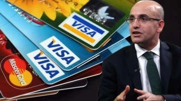 Mehmet Şimşek'ten "Kredi kartlarına düzenleme olacak mı?" sorusuna net yanıt