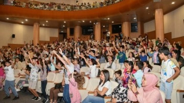 Mersin Belediyesi'nden ara tatilde çocuklara özel tiyatro etkinlikleri başladı