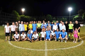 Mersin Büyükşehir Belediyesi 40 Yaş Üstü Çalışanlarına Futbol Turnuvası Düzenledi