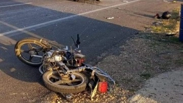 Mersin'de feci kaza: Otomobille çarpışan motosikletin sürücüsü öldü!