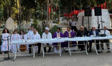 Mersin'de Müslüman ve Hristiyan din adamları birlikte dua etti