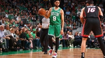 Miami Heat'i yenen Boston Celtics seriye tutundu