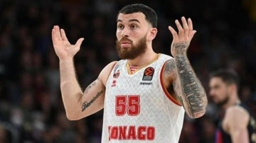 Mike James, EuroLeague tarihine geçti