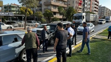 Milas’ta zincirleme trafik kazası, 1’i çocuk 2 kişi yaralandı