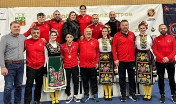 Milli güreşçiler, Bulgaristan'da toplam 12 madalya kazandı