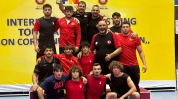 Milli güreşçiler Romanya'daki turnuvada 9 madalya kazandı!