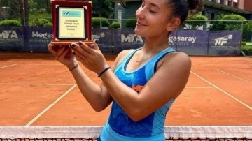 Milli tenisçi Duru Söke, Antalya'da şampiyon oldu
